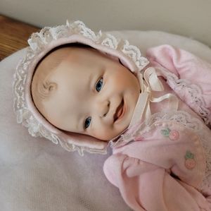 Ashton Drake Galleries Porcelain baby doll - Meagan Rose